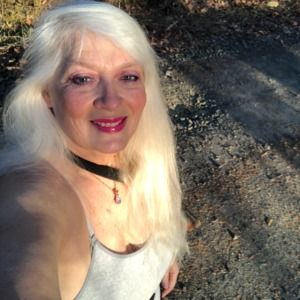 Meet your Posher, Deborah